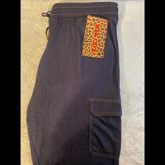 🛍Bae City Women’s Size:3X Color Navy drawstring pants - Picture 14 of 14